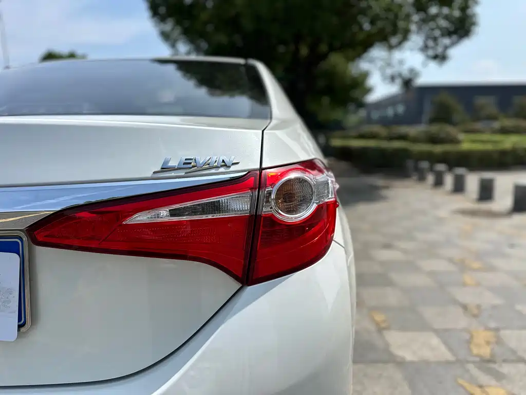 Toyota Levin 2015 — фото 16