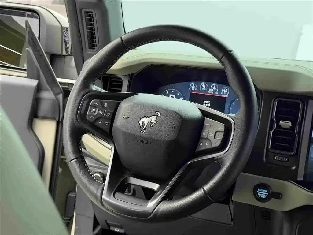 Ford Bronco 2024 — фото 14