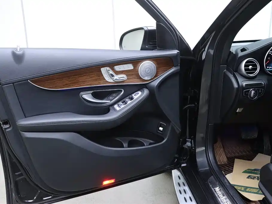 Mercedes-Benz GLC 2021 — фото 10