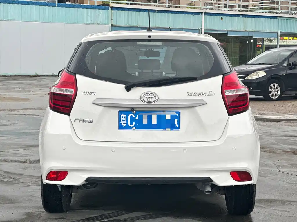 Toyota Yaris L 2019