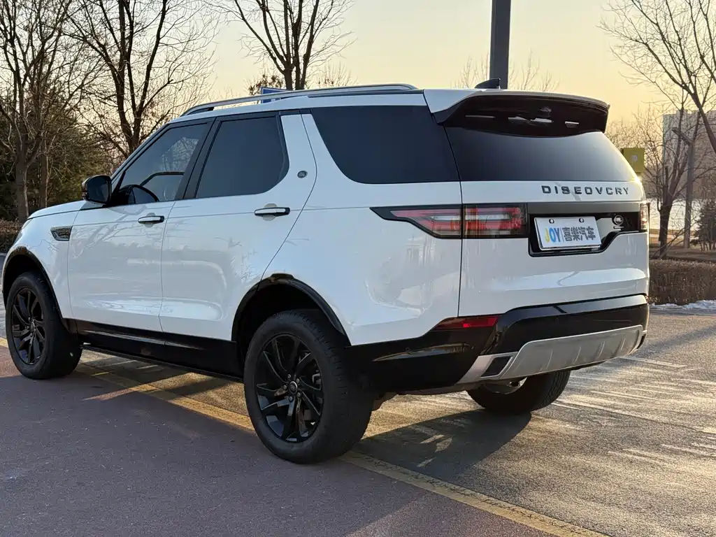 Land Rover Discovery 2020 — фото 17