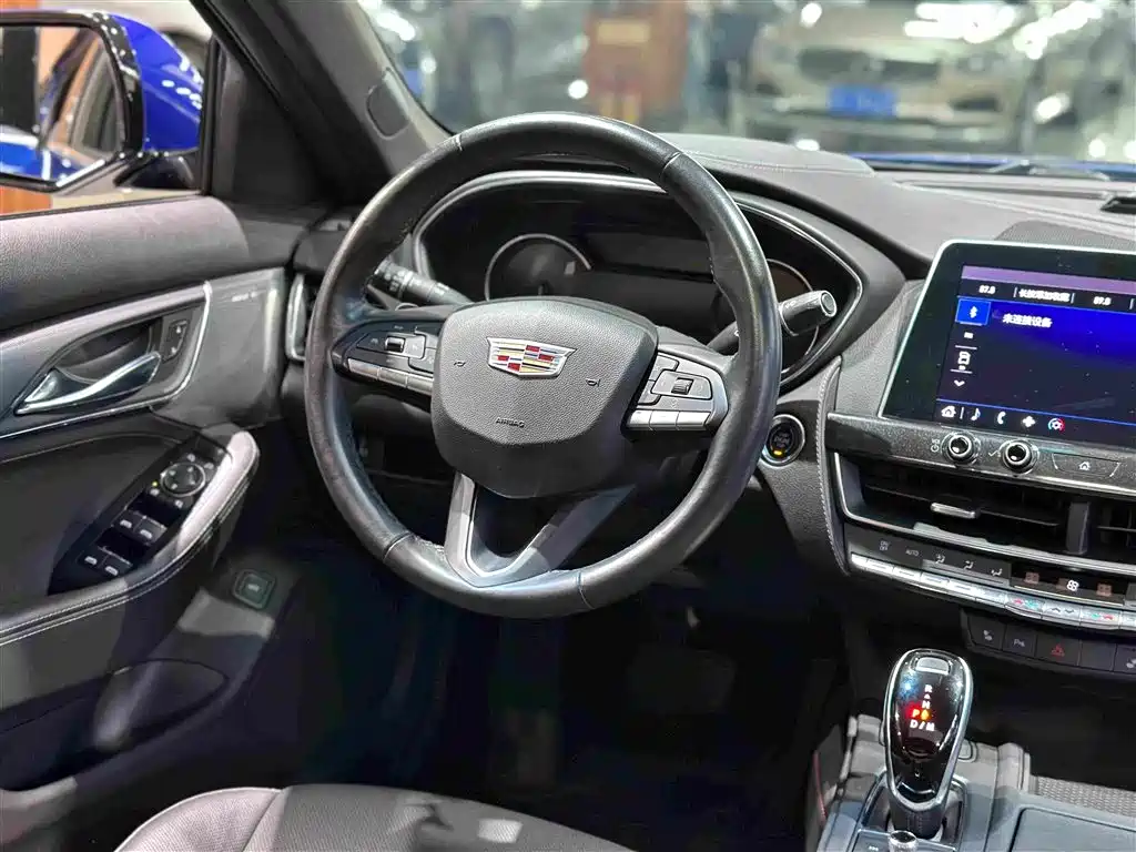 Cadillac CT5 2020 — фото 11