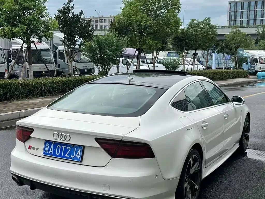 Audi S7 2013