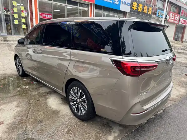 Buick GL8 2024