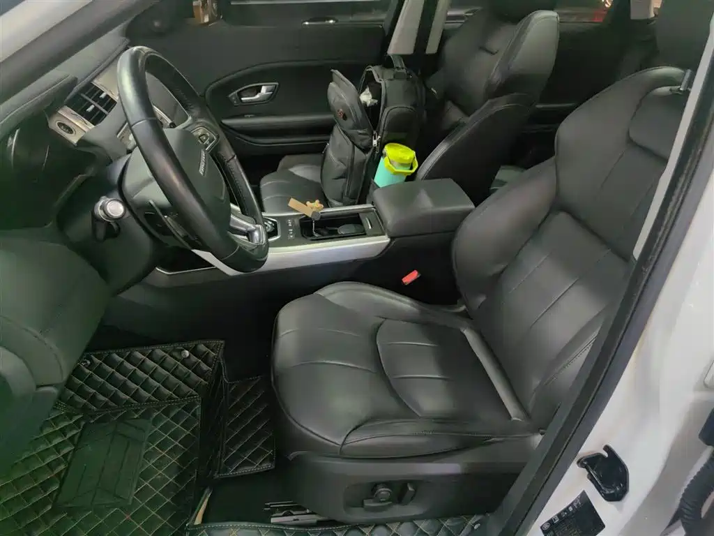 Land Rover Evoque 2017 — фото 11