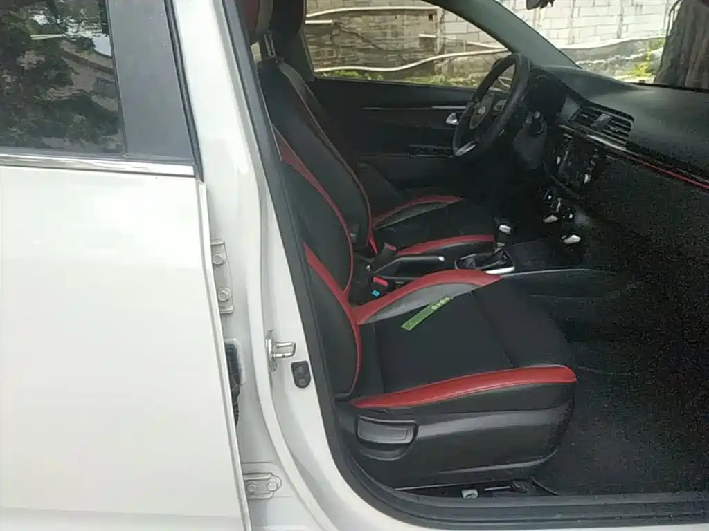 Kia KX Cross 2018 — фото 25