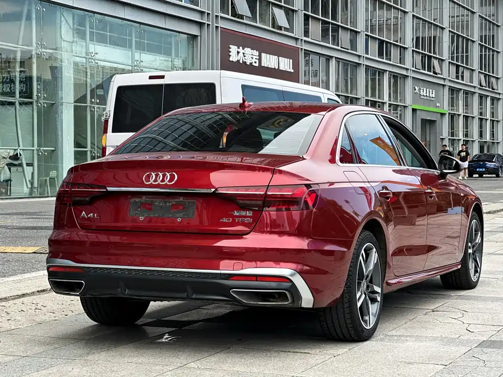 Audi A4L 2021