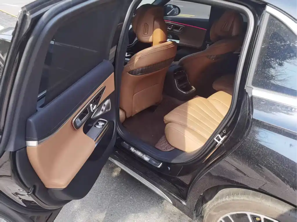 Mercedes-Benz E-Class 2025
