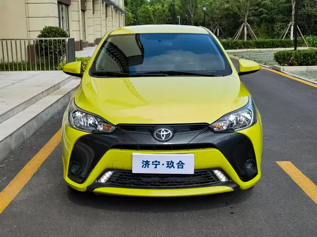 Toyota Yaris L 2019 — фото 2