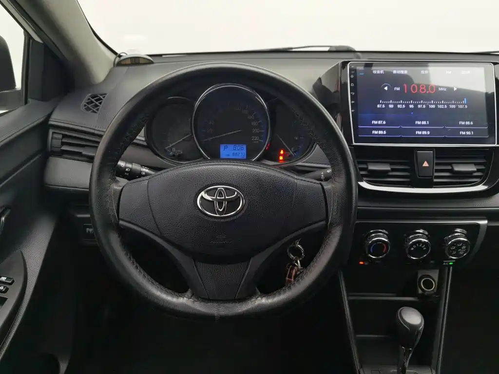 Toyota Vios 2016 — фото 11