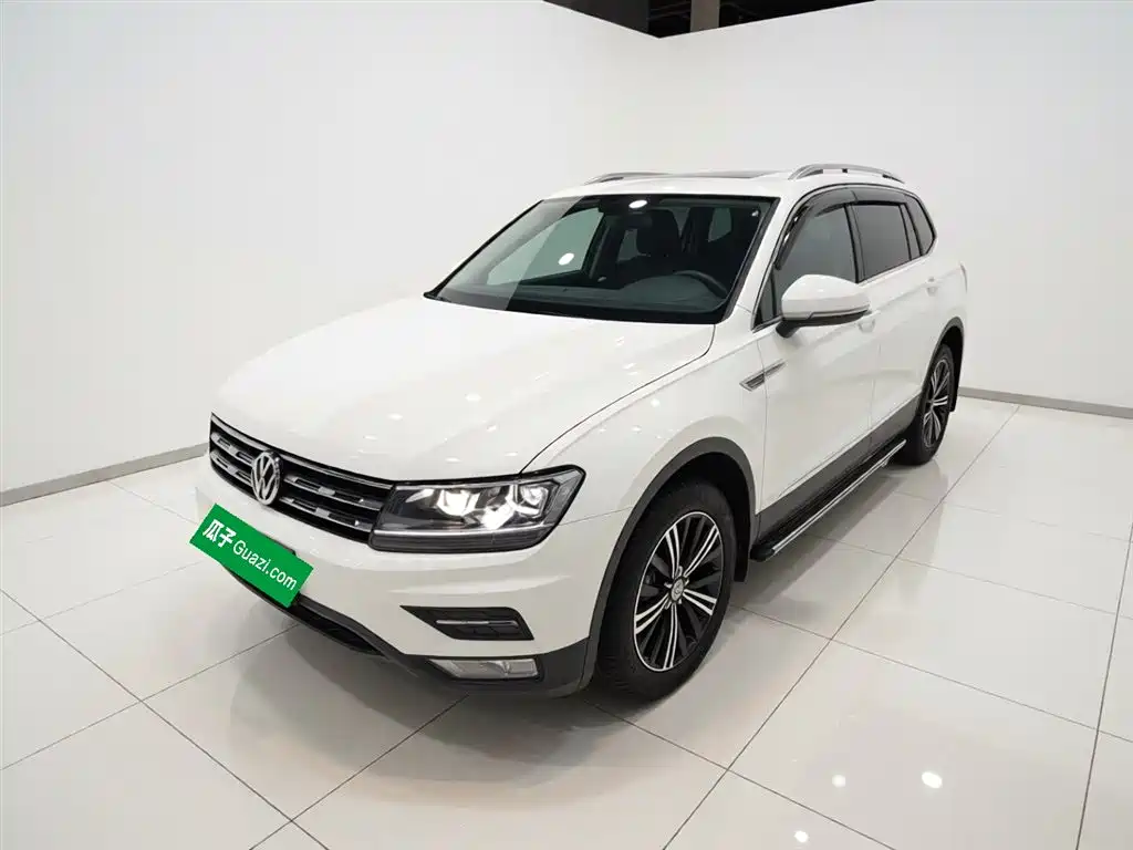 Volkswagen Tiguan L 2020 — фото 2