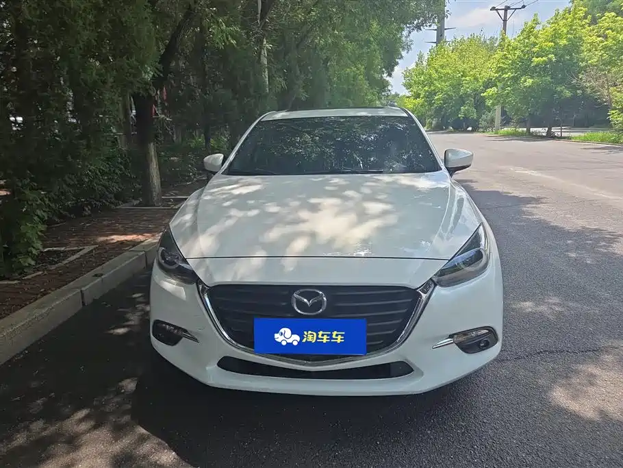 Mazda 3 Axela 2017 — фото 2