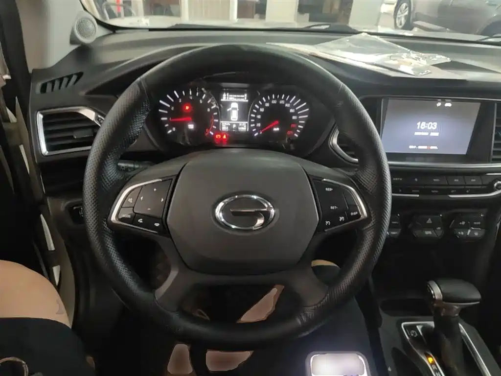 GAC Motor Trumpchi GS4 2016 — фото 11
