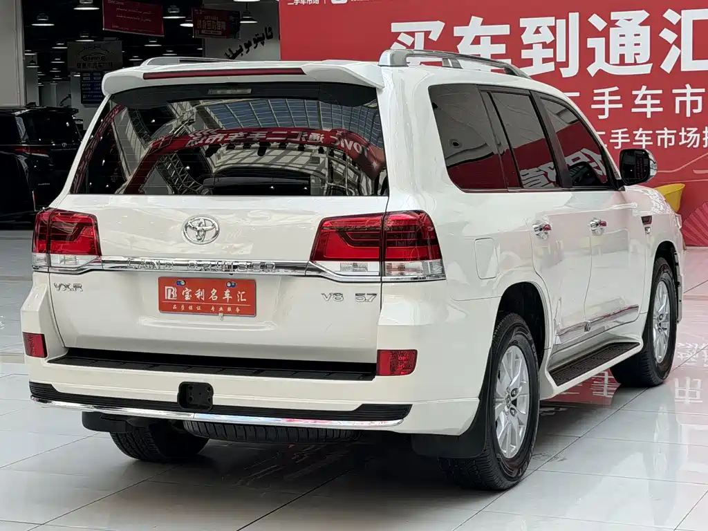 Toyota Land Cruiser 2019 — фото 9