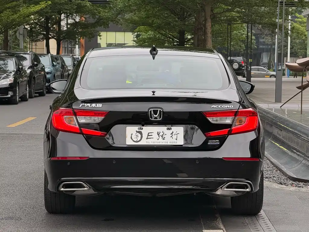 Honda Accord 2021 — фото 19