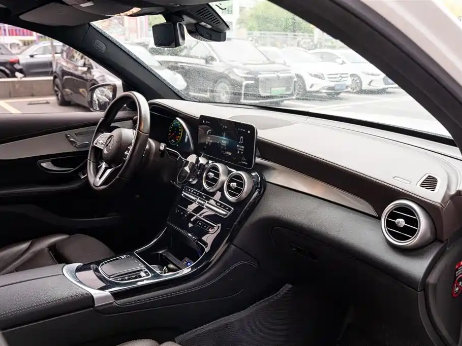 Mercedes-Benz GLC 2020 — фото 10