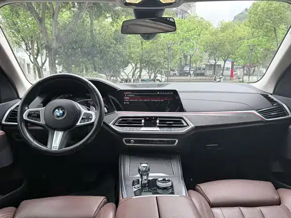 BMW X5 2019