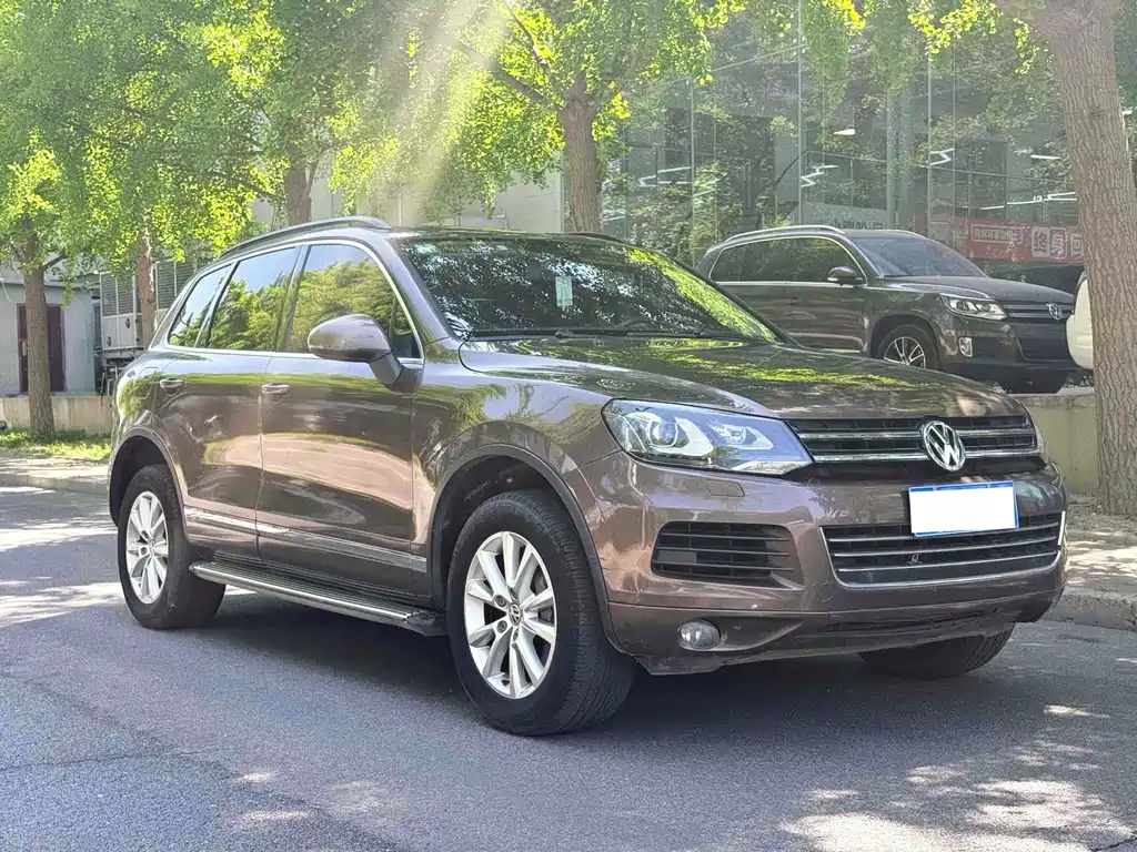 Volkswagen Touareg 2013 — фото 3