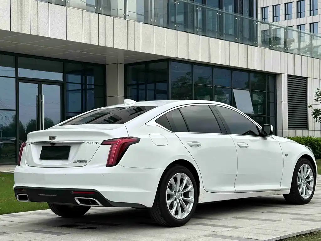 Cadillac CT5 2021 — фото 28