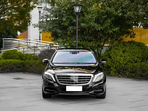 Mercedes-Benz Maybach S-Class 2015