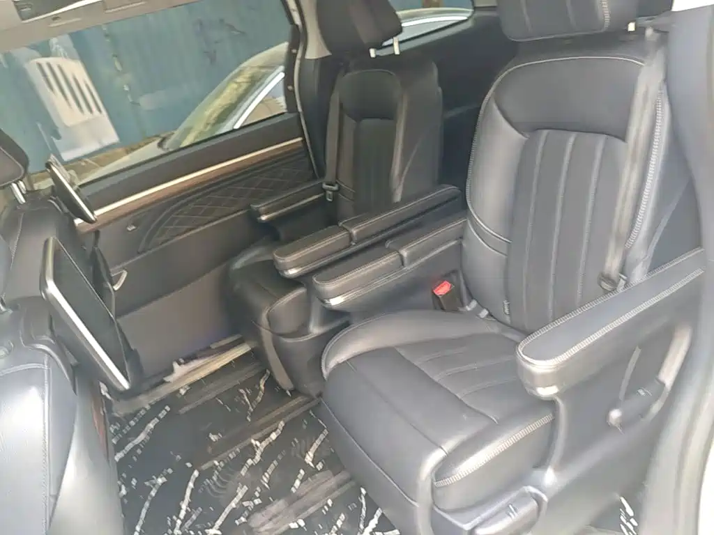 GAC Motor Trumpchi M8 2020 — фото 17