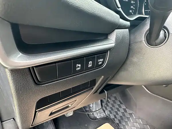 Mazda 3 Axela 2020