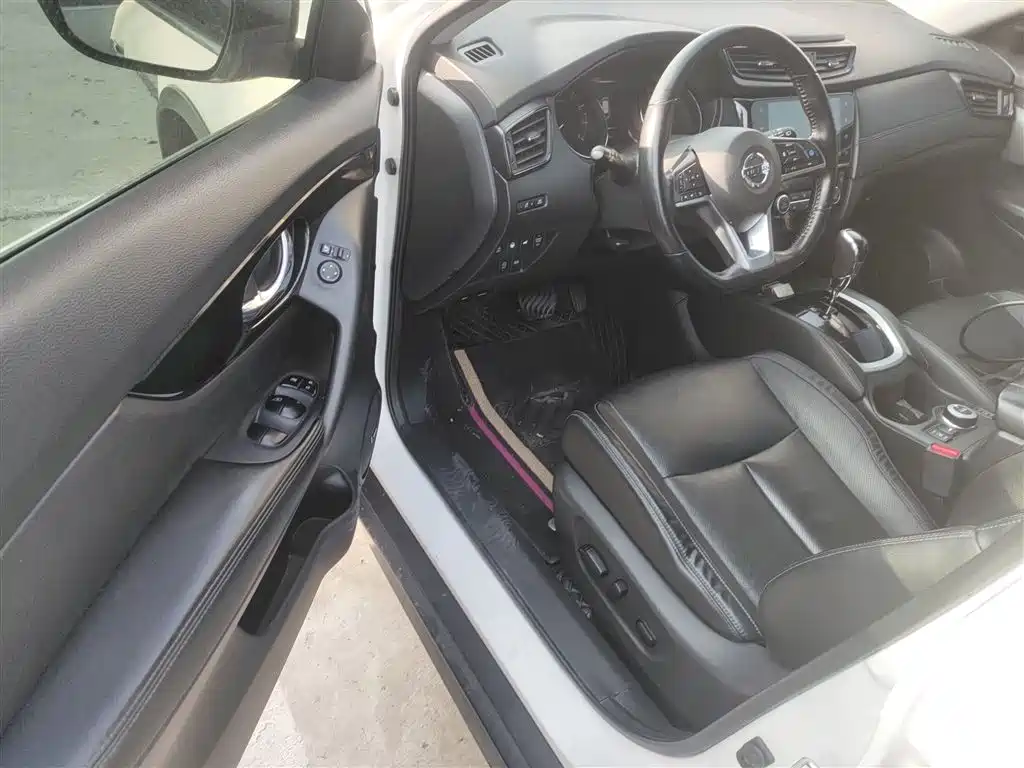 Nissan X-Trail 2021 — фото 14