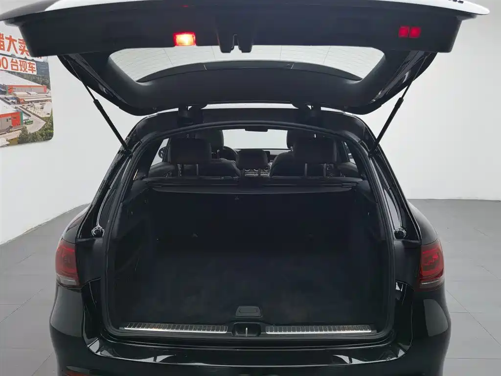 Mercedes-Benz GLC 2020 — фото 16