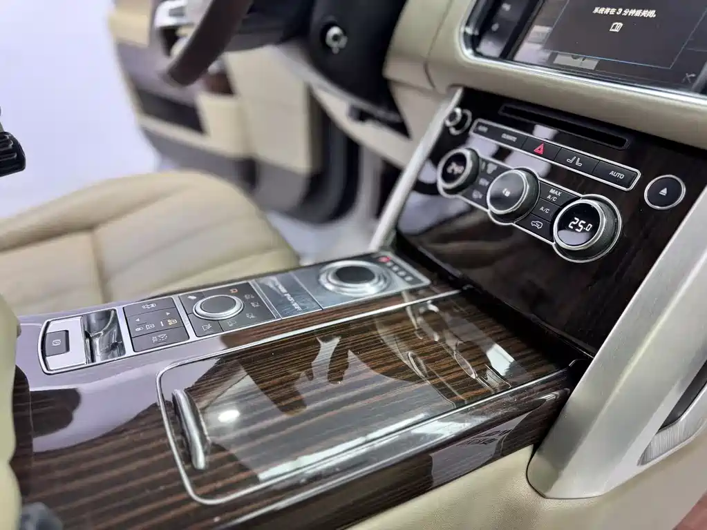 Land Rover Range Rover 2013 — фото 13