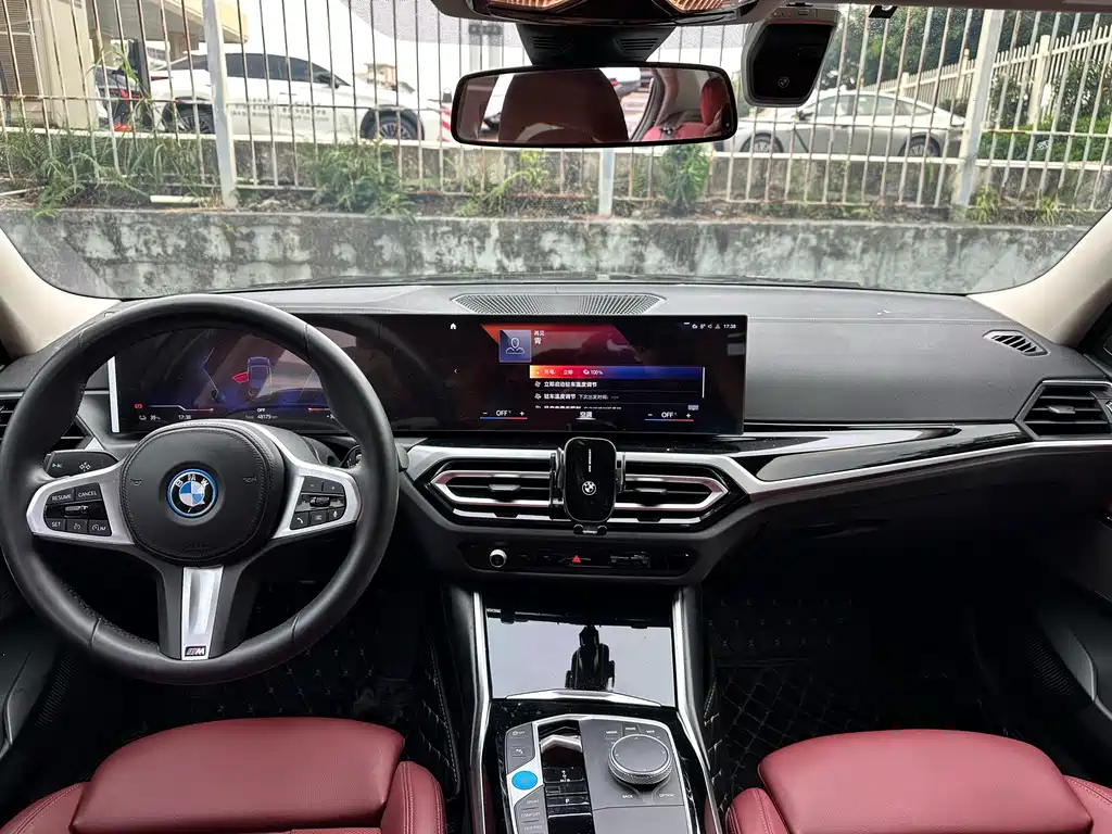 BMW i3 2023 — фото 12