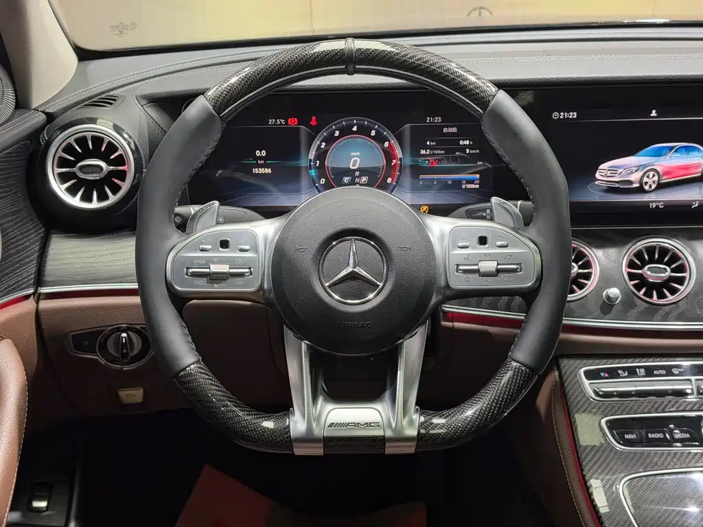 Mercedes-Benz E-Class 2019 — фото 17