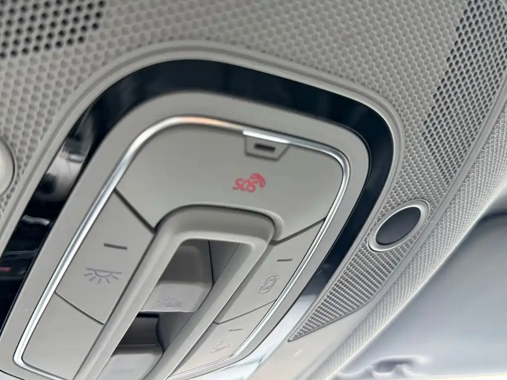 Audi Q5L 2023 — фото 22