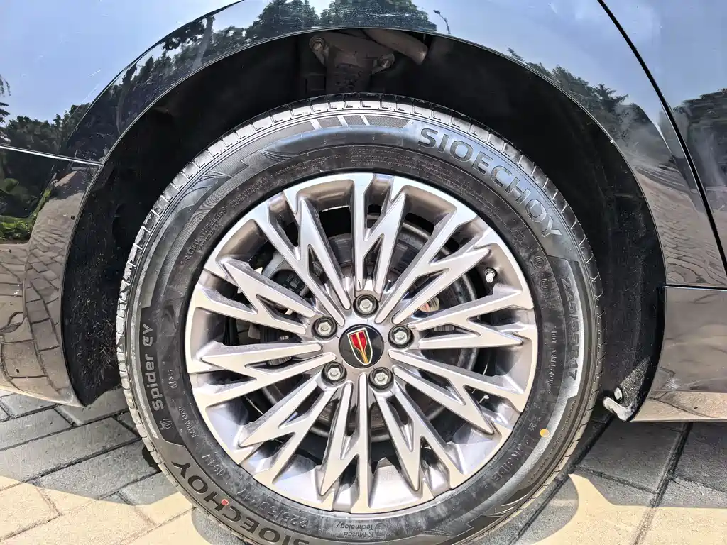 Hongqi H5 2023 — фото 29
