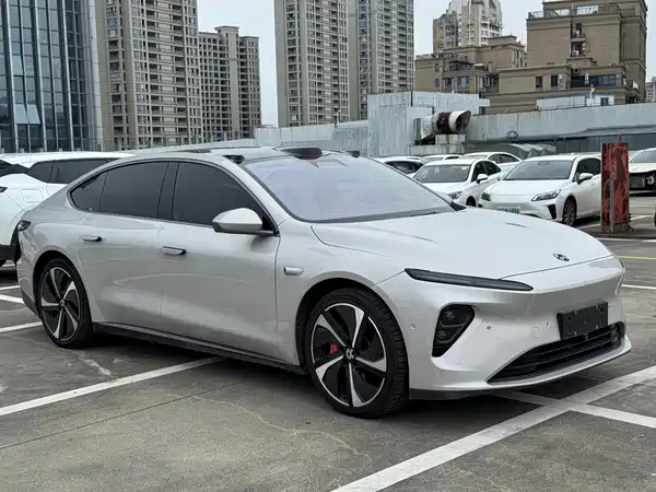 NIO ET7 2022