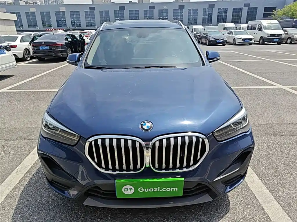 BMW X1 2021 — фото 3