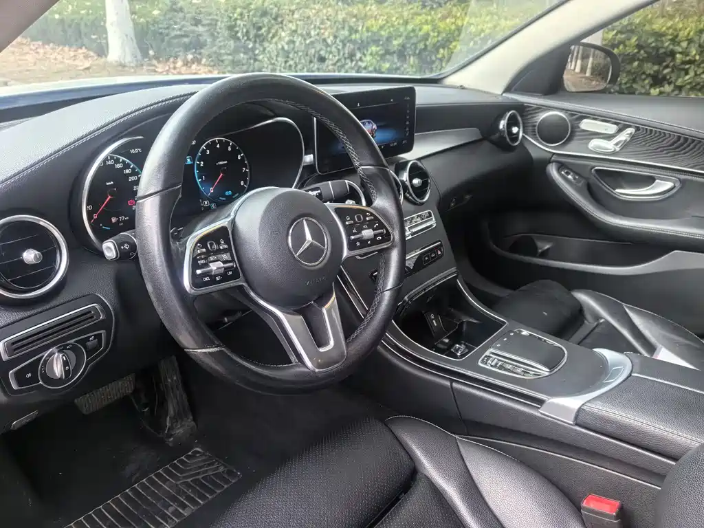 Mercedes-Benz C-Class 2019 — фото 3