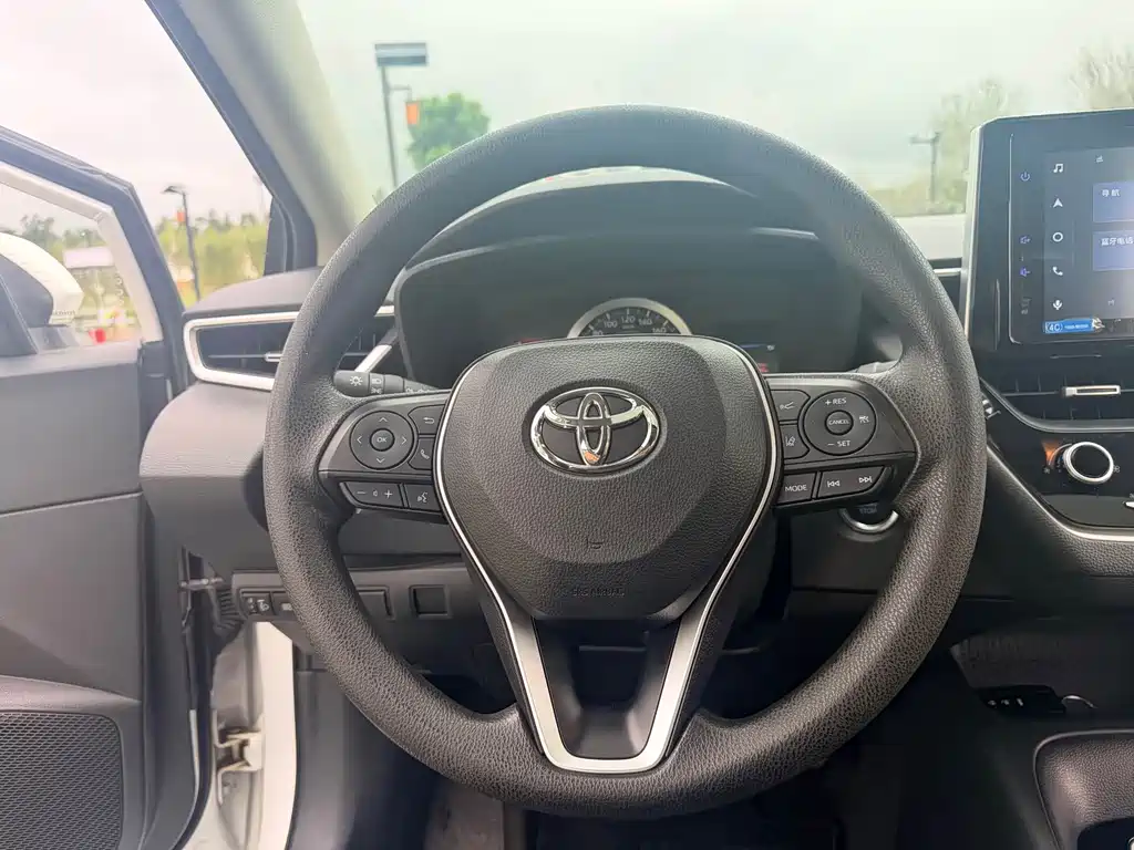 Toyota Corolla 2022 — фото 14