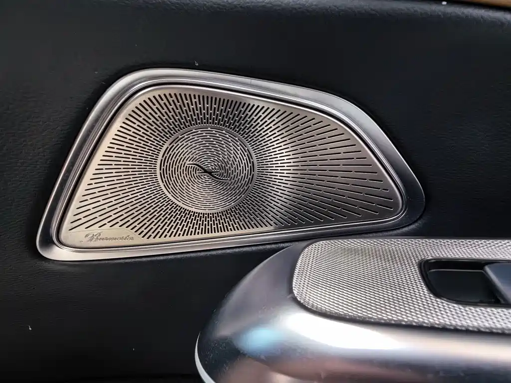 Mercedes-Benz E-Class 2024 — фото 14