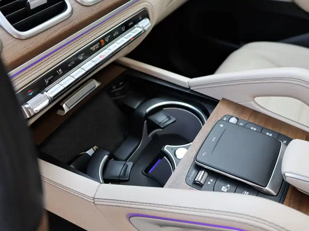 Mercedes-Benz GLS 2023 — фото 11