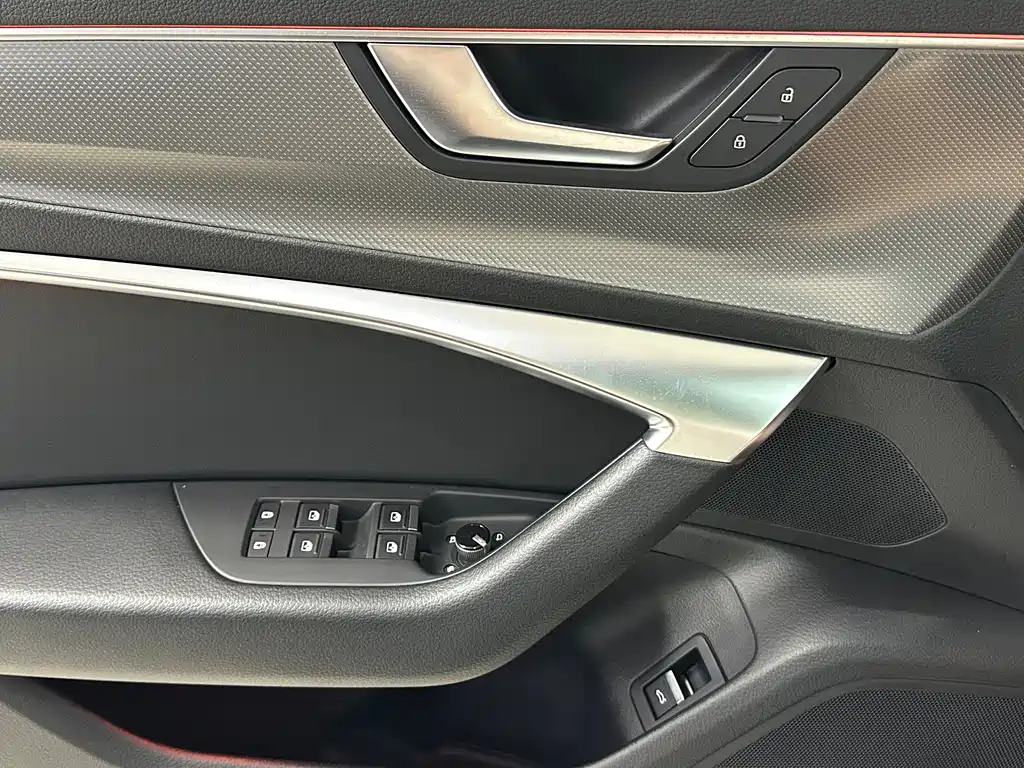 Audi A6L 2021 — фото 18