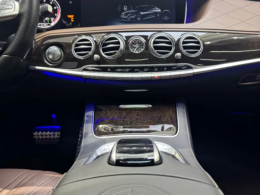 Mercedes-Benz S-Class AMG 2017 — фото 11