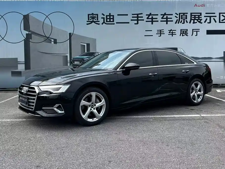 Audi A6L 2024 — фото 1