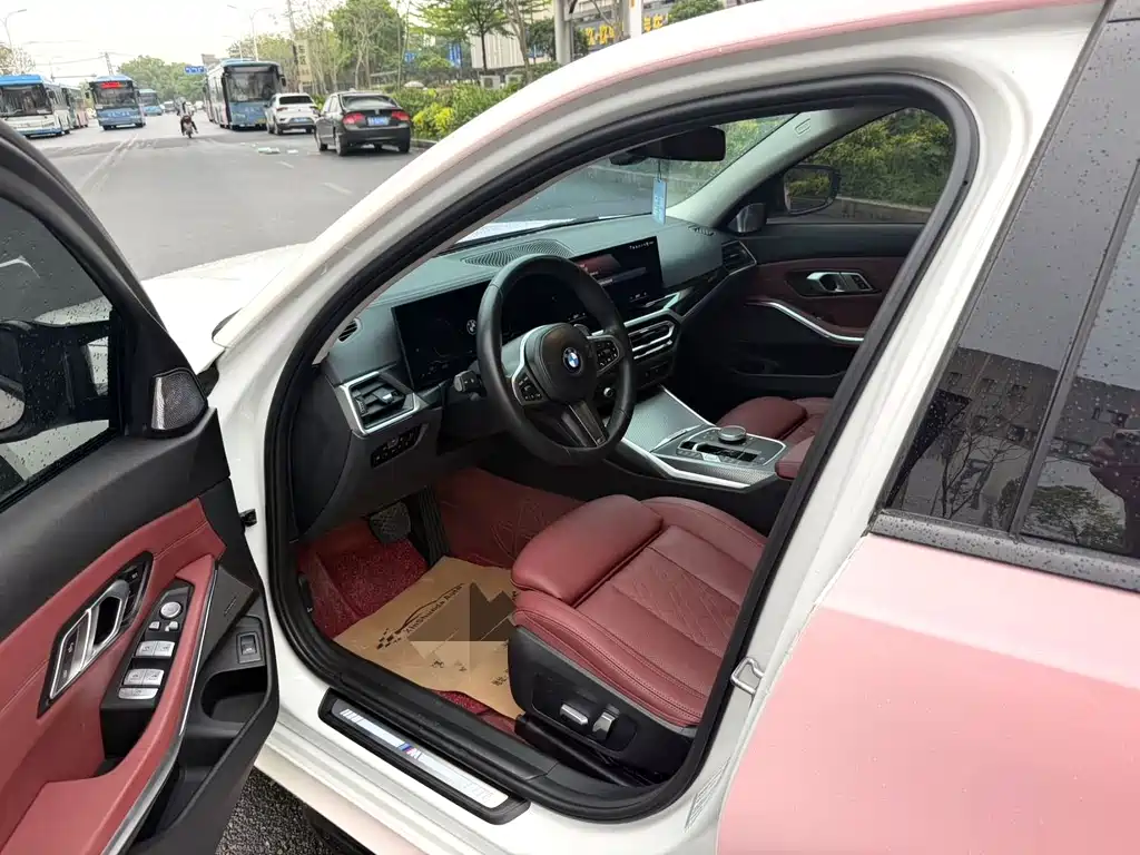 BMW 3 Series 2023