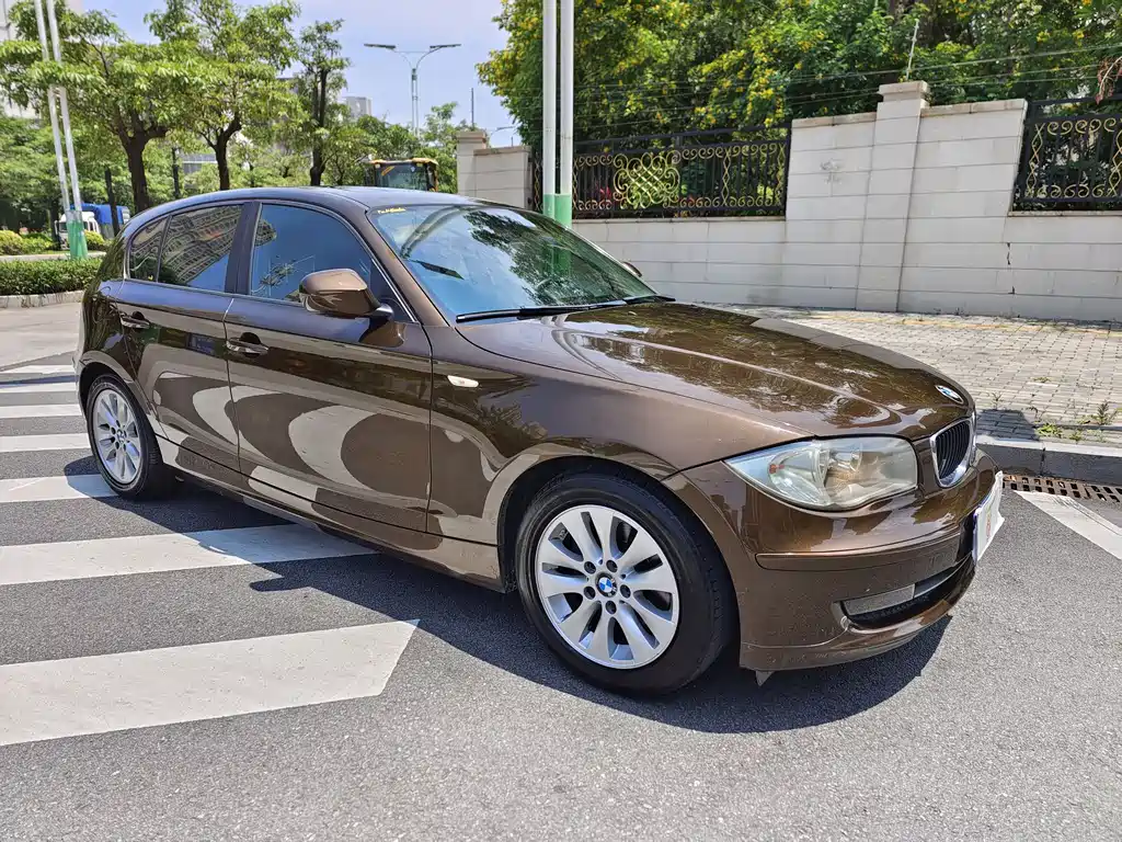 BMW 1 Series 2011 — фото 3