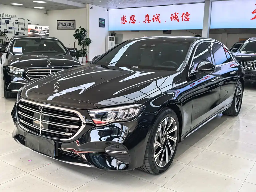 Mercedes-Benz E-Class 2024