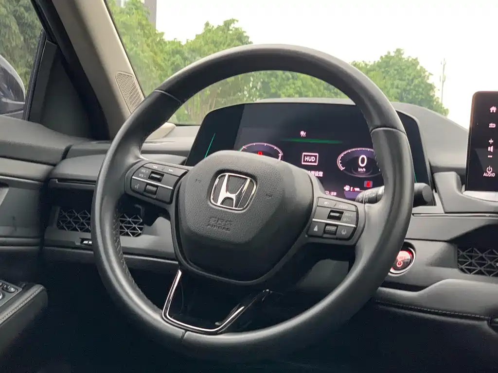 Honda Accord New Energy 2025 — фото 19