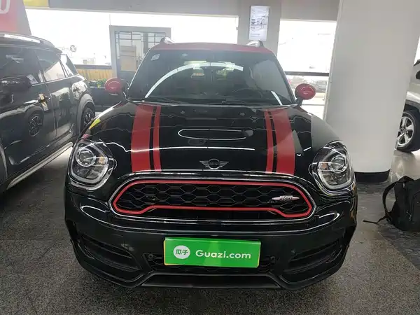 MINI JCW COUNTRYMAN 2018