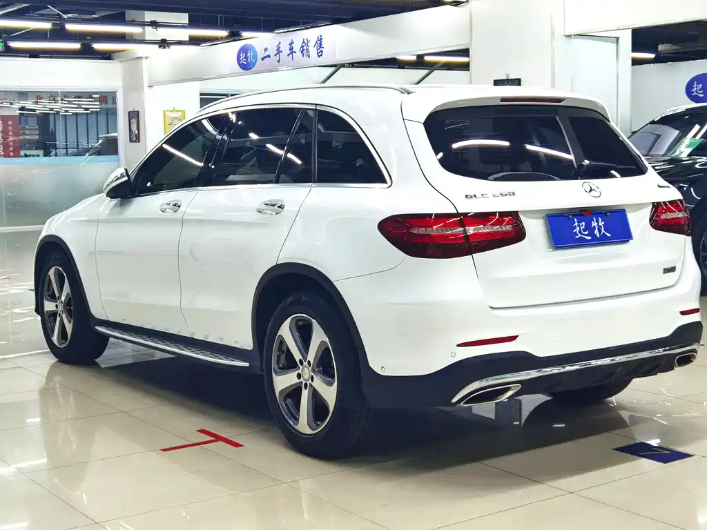 Mercedes-Benz GLC 2017 — фото 6