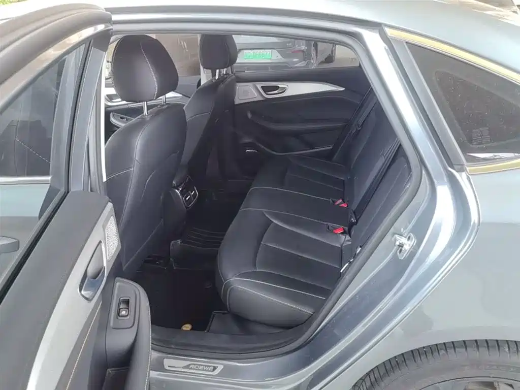Roewe i6 MAX 2022 — фото 17