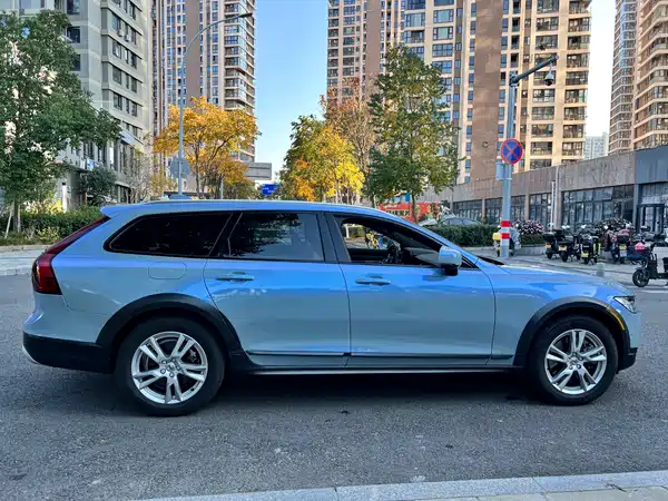 Volvo V90 2018